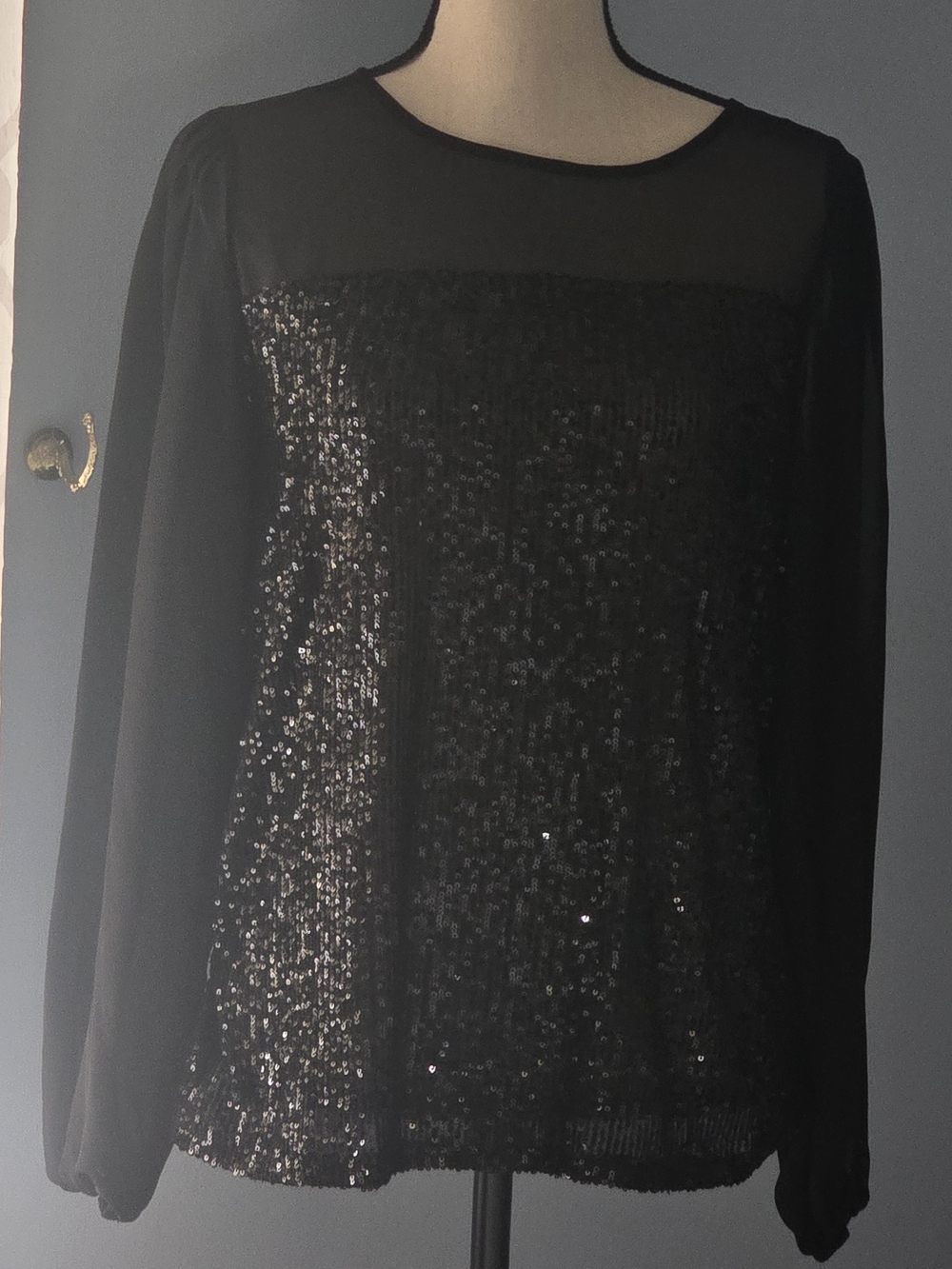 CeCe Black Sequin Long Sleeve Blouse(26) - Picture 2 of 4